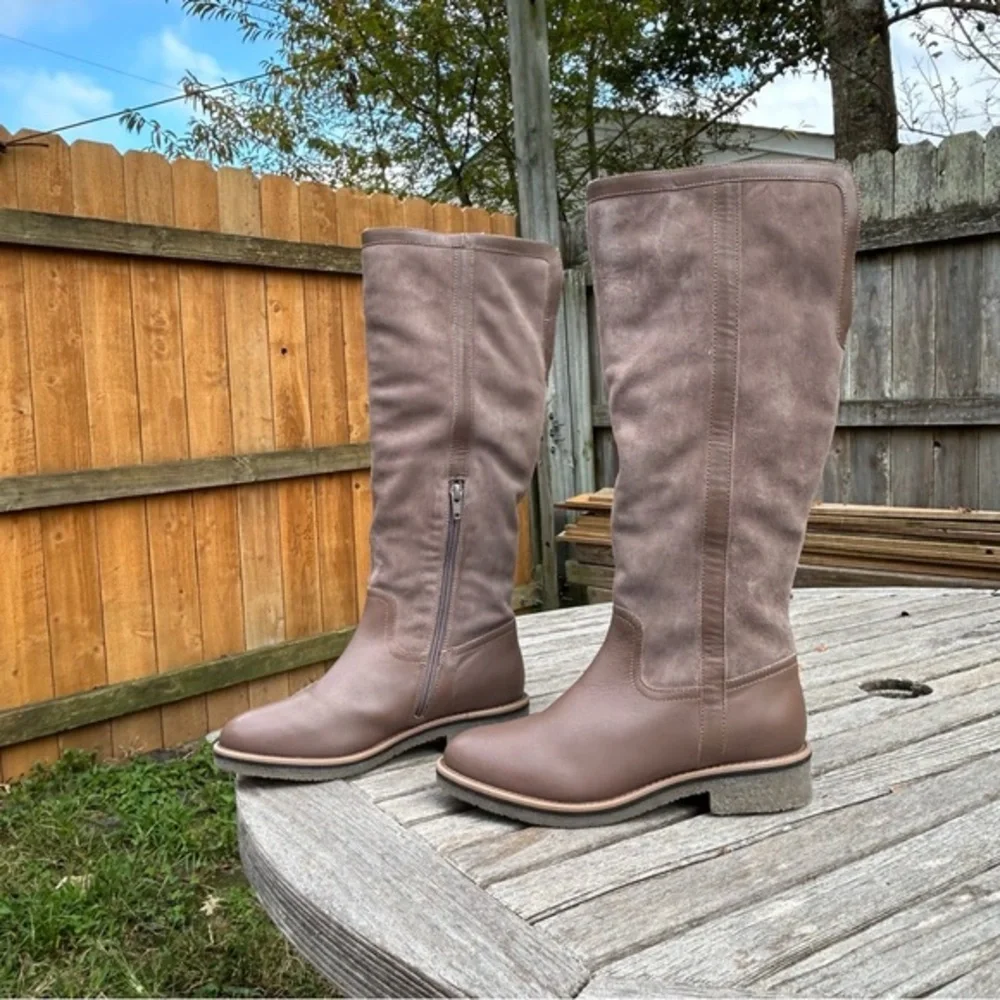 NWOT Charles David Taupe Over the‎ Knee Boots size 7 yarn boot